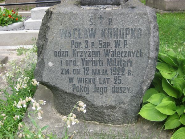 Tombstone of Waclaw Konopko, Rossa cemetery in Vilnius, as of 2013.