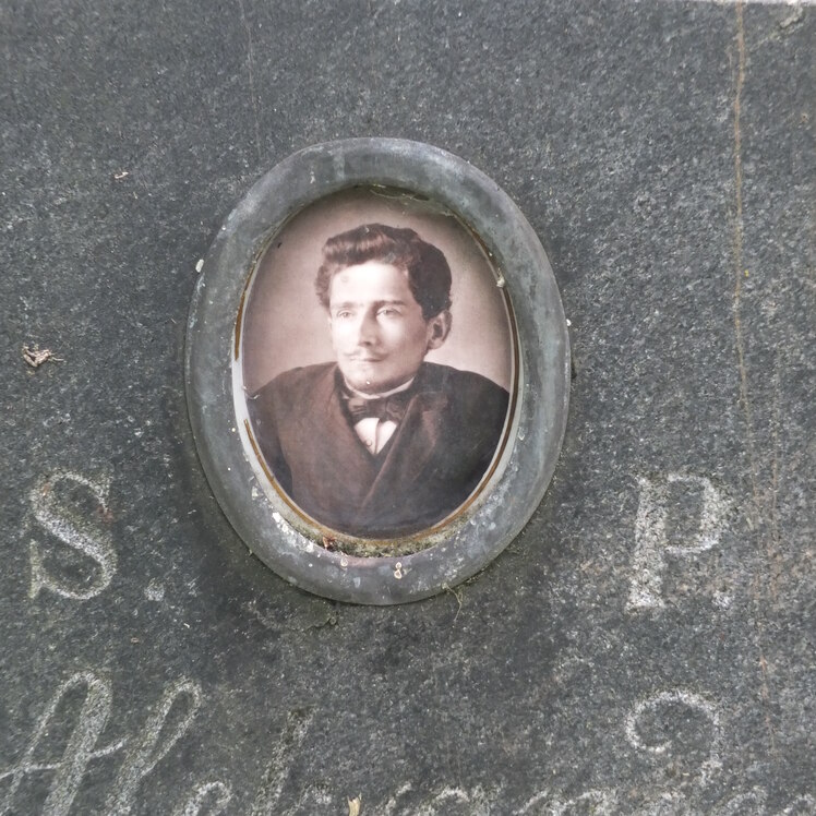 Fragment of a tombstone of Aleksander Wierocinski, Na Rossie cemetery in Vilnius, as of 2013