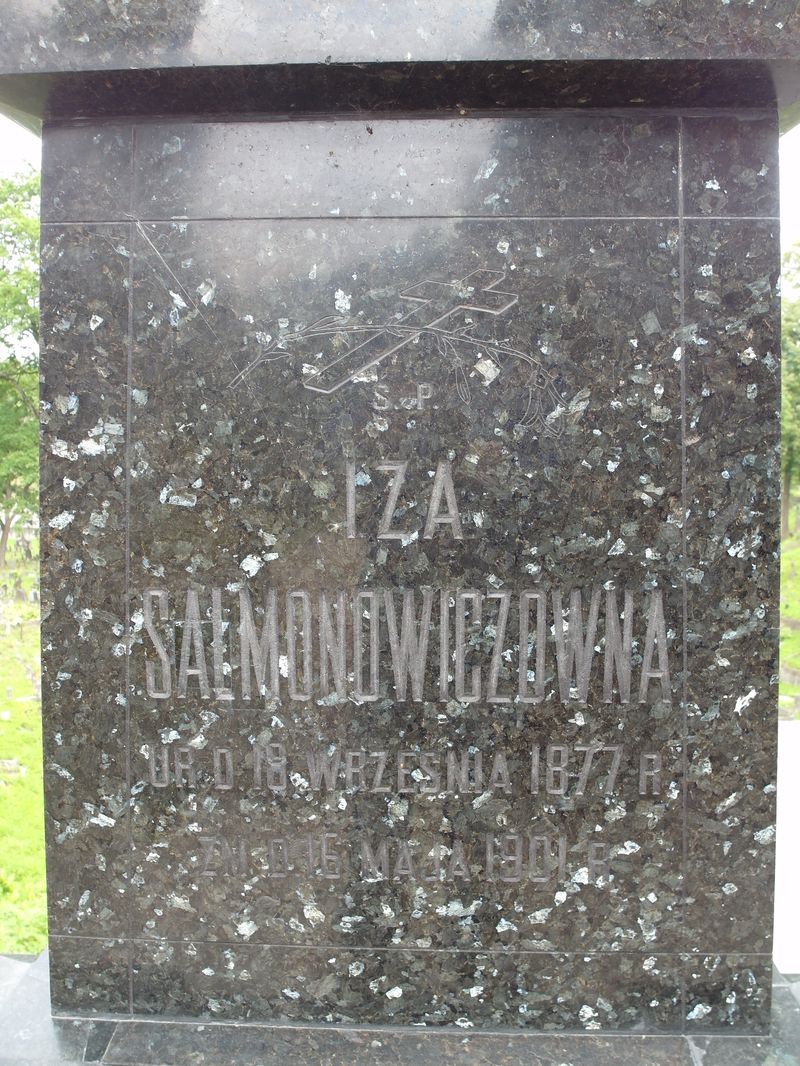Inscription on the gravestone of Iza Salmonowicz, Na Rossie cemetery in Vilnius, state of 2015
