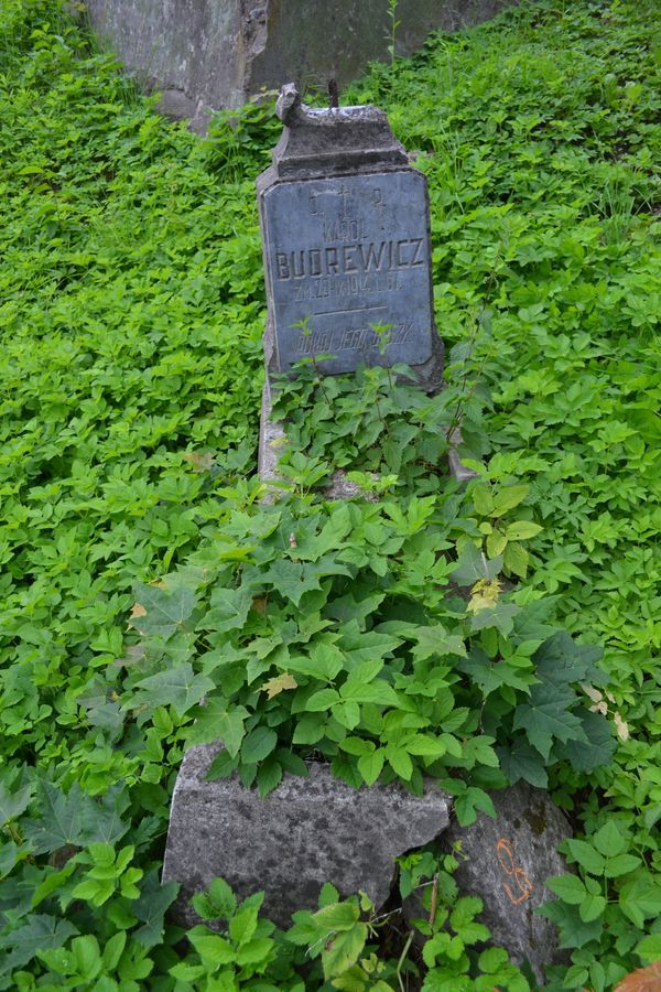 Tombstone of Karol Budrewicz, Na Rossie cemetery in Vilnius, as of 2013