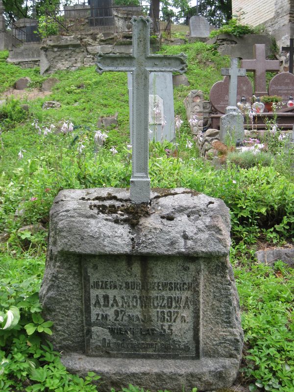 Tombstone of Józefa Adamowicz, Ross cemetery in Vilnius, as of 2013.
