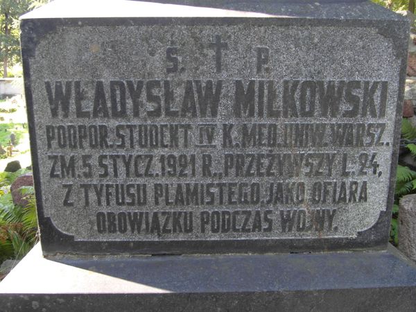 A fragment of a tombstone of Kazimir, Kazia and Władysław Miłkowski, Na Rossie cemetery in Vilnius, as of 2013
