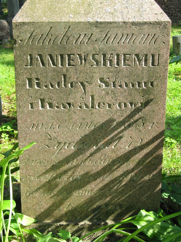Inskrypcja z nagrobka Jakuba Janiewicza Janiewskiego, cmentarz na Rossie w Wilnie, stan z 2013 r.