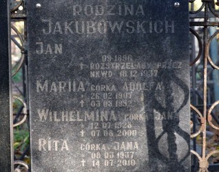 Napis z nagrobka rodziny Jakubowskich