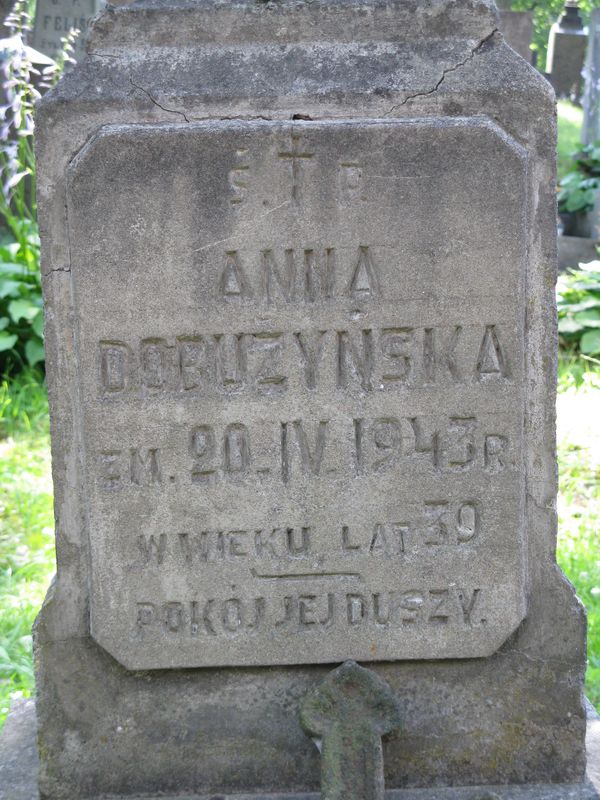 Inskrypcja z nagrobka Anny Dobużyńskiej, cmentarz na Rossie w Wilnie, stan z 2013 r.