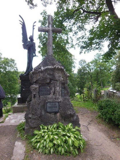 Nagrobek rodziny Grudzińskich, cmentarz Na Rossie w Wilnie, stan z 2013