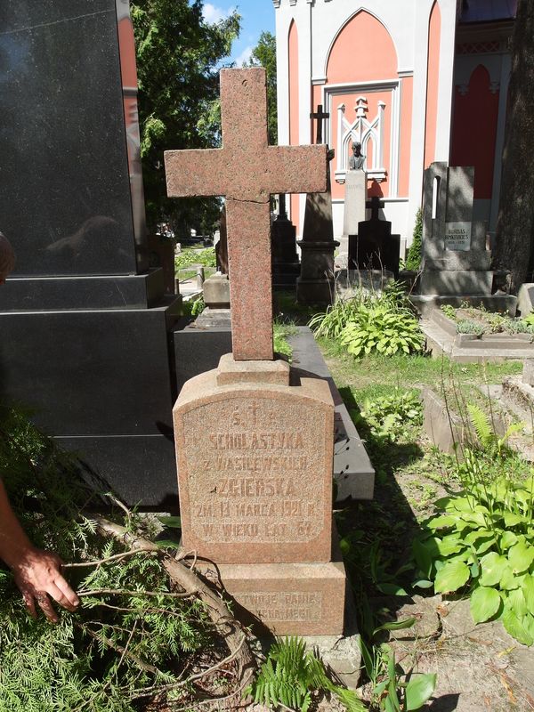 Nagrobek Scholastyki Zgierskiej, cmentarz na Rossie w Wilnie, stan z 2013 r.
