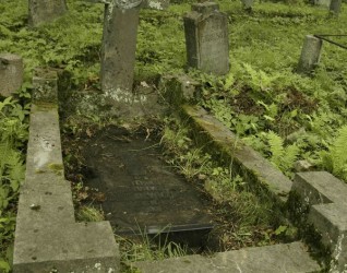 Nagrobek Stefanii Korabiewicz, cmentarz na Rossie w Wilnie, stan z 2013