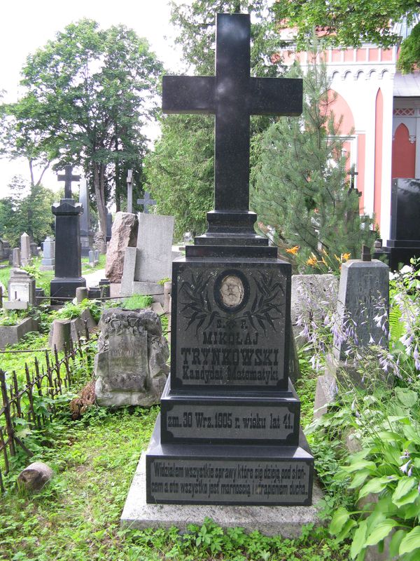 Nagrobek Mikołaja Trynkowskiego, cmentarz na Rossie w Wilnie, stan z 2013 r.