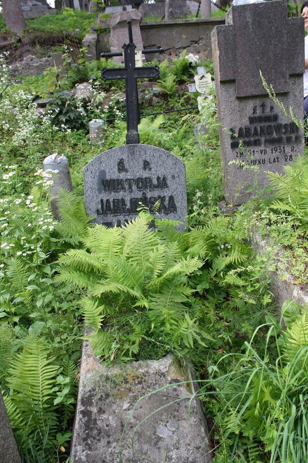 Tombstone of Viktoria Jablonska, Rossa cemetery in Vilnius, as of 2013