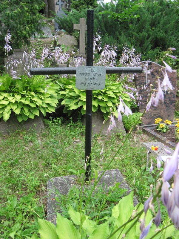 Tombstone of Tatjana Cypko, Rossa cemetery in Vilnius, as of 2013.