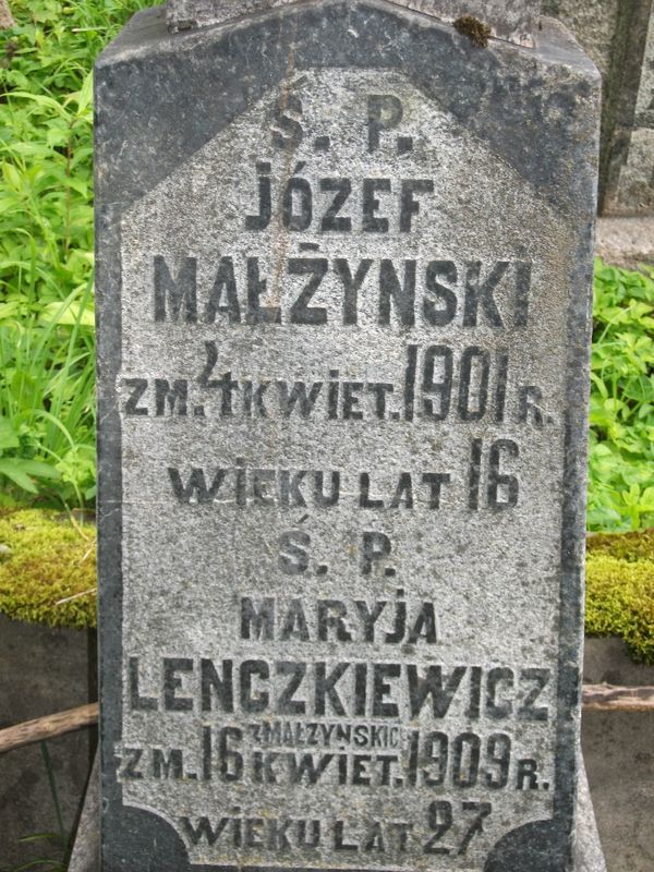 Tombstone of Marya Lenczkewicz and Jozef Malzynski, Ross cemetery in Vilnius, as of 2013.