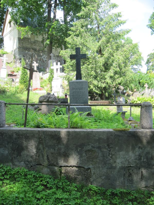 Tombstone of Dominika Jundziłł, Rossa cemetery in Vilnius, as of 2013.