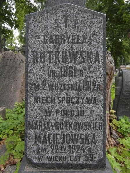 Fragment of a tombstone of Maria and Tadeusz Maciejowski and Gabriela Rutkowska, Na Rossie cemetery in Vilnius, as of 2013
