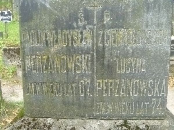 Inscription on the gravestone of Lucyna, Feliks and Paulin Perzanowski, Na Rossie cemetery in Vilnius, as of 2013