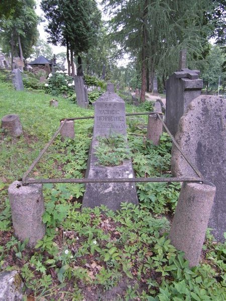 Tombstone of Kazimierz Michniewicz, Na Rossie cemetery in Vilnius, as of 2013