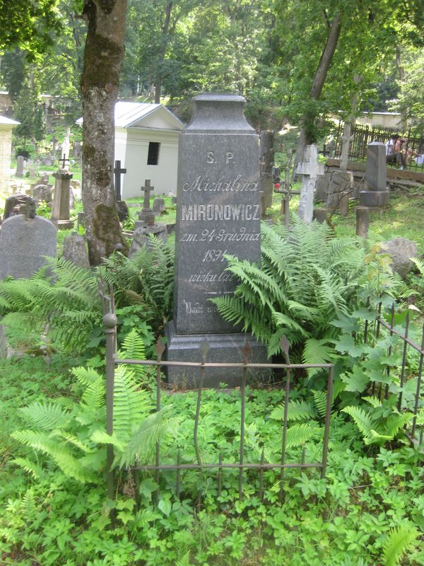 Tombstone of Michalina Mironowicz, Ross cemetery, as of 2013