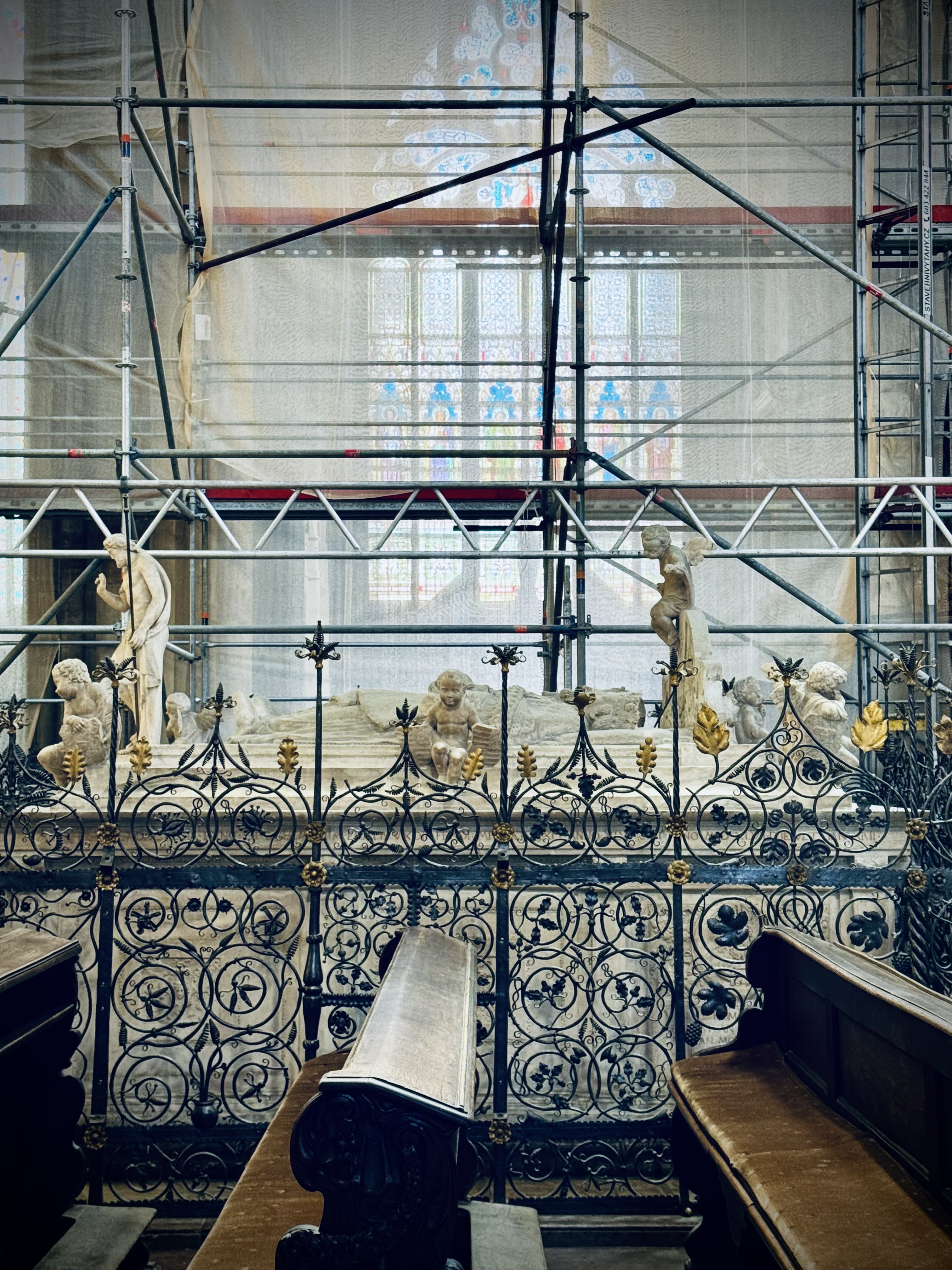 Photo showing Tombstone of Anne Jagiellonian in St Vitus Cathedral in Prague - white marble memory