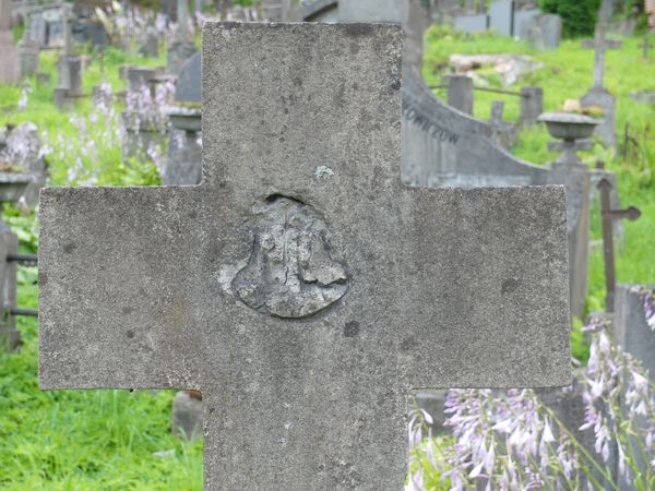 Tombstone of Stanisław and Wincenty Kwiatkowski, Ross Cemetery in Vilnius, as of 2013