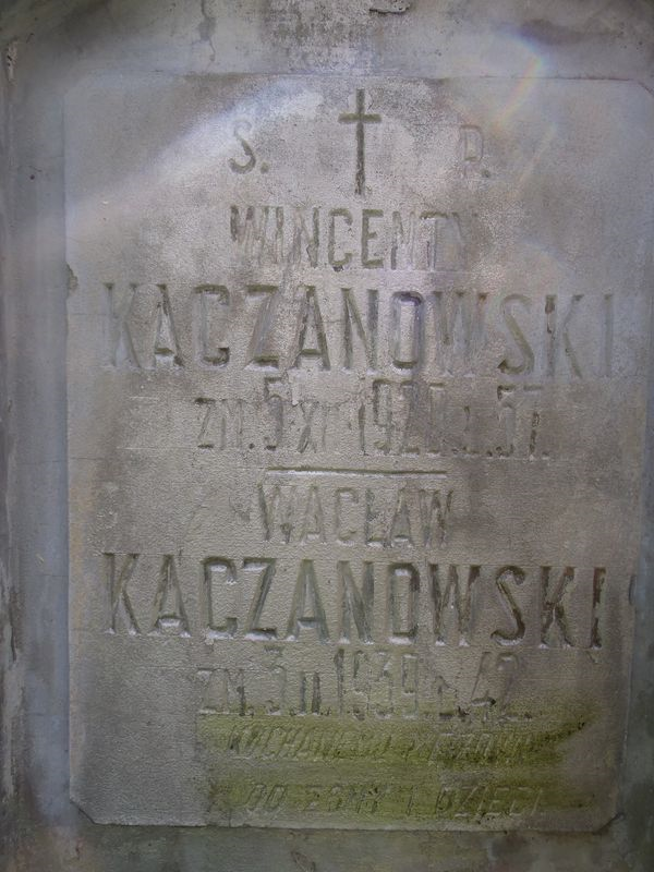 Inskrypcja na nagrobku Wacława i Wincentego Kaczanowskich, cmentarz na Rossie w Wilnie, stan z 2013