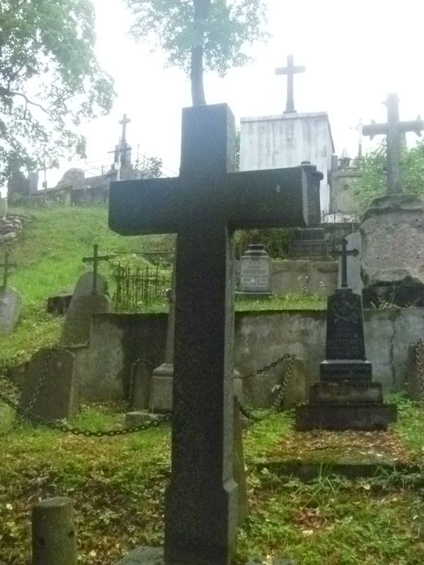 Fragment nagrobka Władysława Szyllinga, cmentarz Na Rossie w Wilnie, stan z 2013