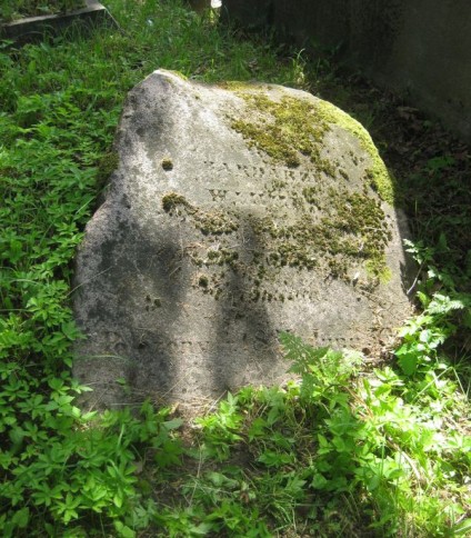 Nagrobek Barbary Wlunek, cmentarz na Rossie w Wilnie, stan na 2013 r.