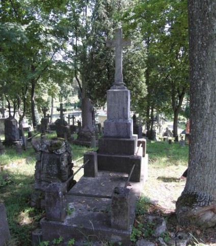 Nagrobek Elżbiety, Stefana, Katarzyny i Mariana Dzików, cmentarz Na Rossie w Wilnie, stan z 2013