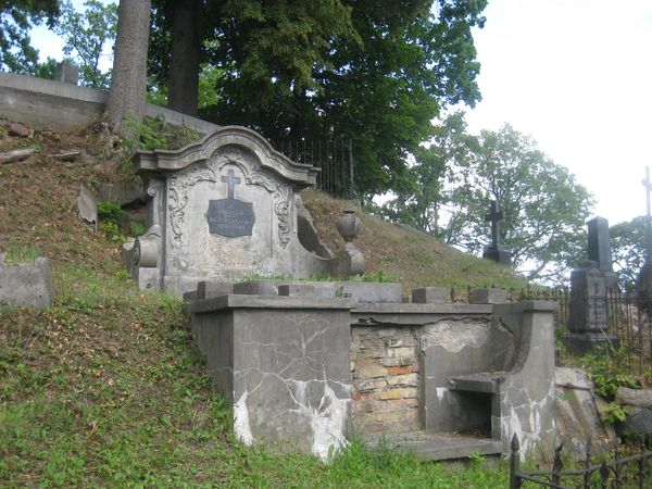 Tomb of Tadeusz Rostworowski, Ross Cemetery in Vilnius, as of 2013.