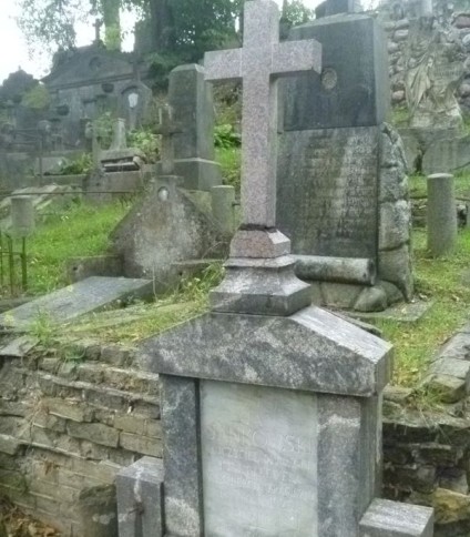 Fragment nagrobka Jana Jankowskiego, cmentarz Na Rossie w Wilnie, stan z 2013