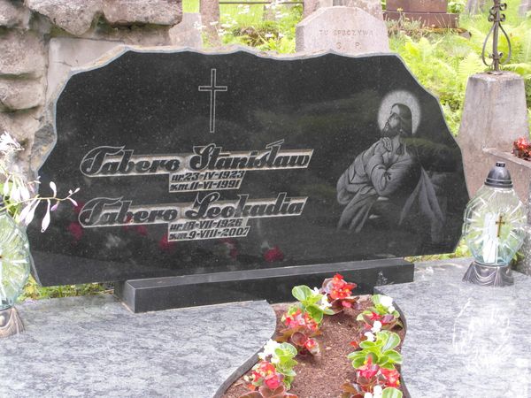 Tombstone of Stanislaw and Leokadia Taber, Na Rossie cemetery in Vilnius, as of 2013