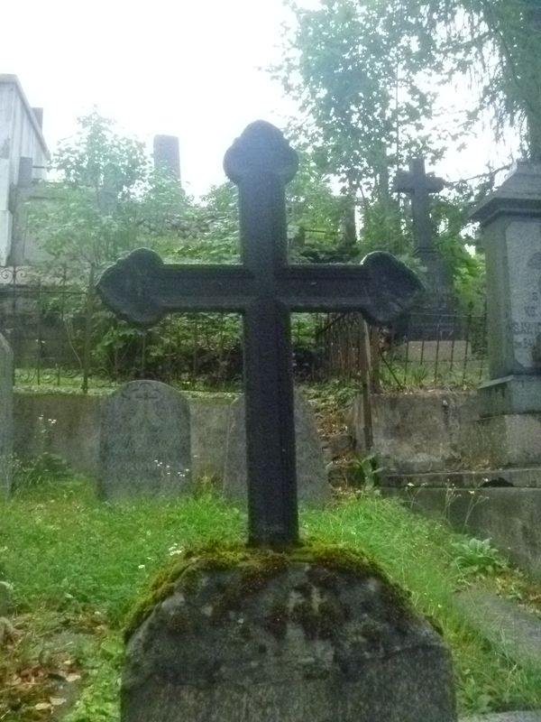 Fragment nagrobka Michaliny Herman, cmentarz Na Rossie w Wilnie, stan z 2013