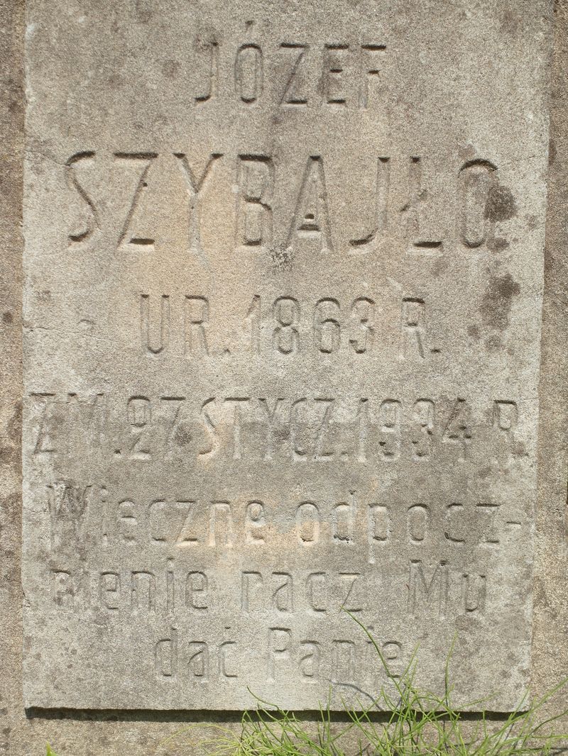 Fragment of the gravestone of Jozef Szybajlo, Rossa cemetery in Vilnius, state of 2015