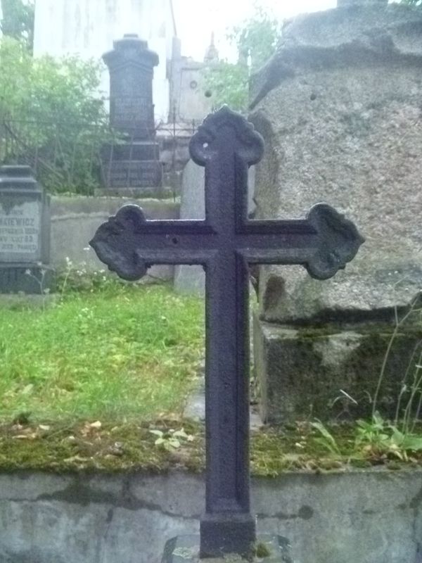 Detail of the gravestone of Franciszek Krzyzewicz, Na Rossie cemetery in Vilnius, as of 2013