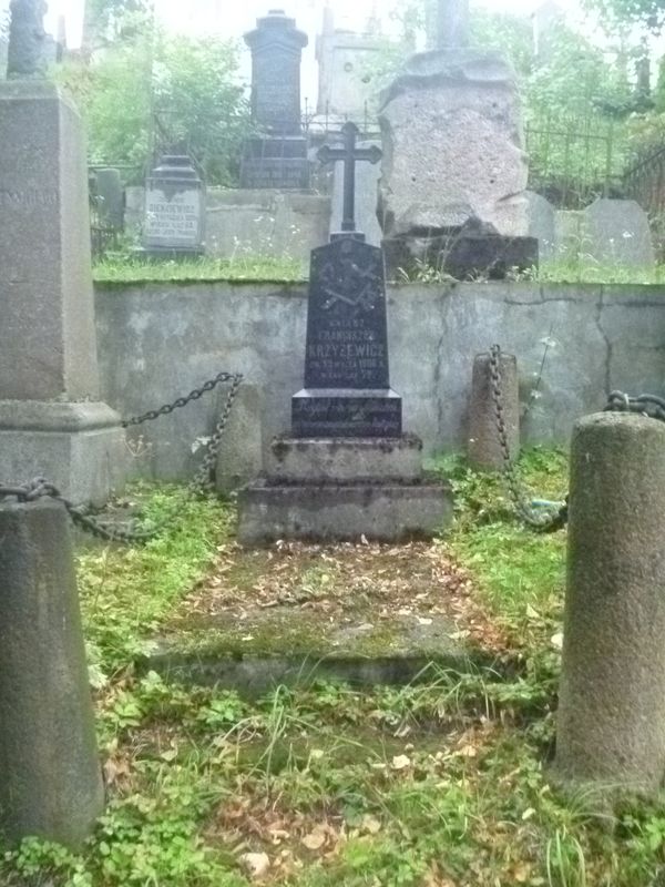 Tombstone of Franciszek Krzyzewicz, Na Rossie cemetery in Vilnius, as of 2013