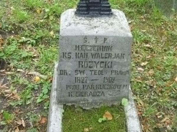 Inskrypcja nagrobka Waleriana Różyckiego, cmentarz Na Rossie w Wilnie, stan z 2013