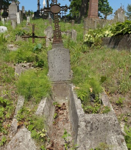 Nagrobek Antoniego i Melanii Plawgo, cmentarz na Rossie w Wilnie, stan z 2015