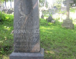 Nagrobek Ludwiki Hermanowicz i Anny Wyszomirskiej, cmentarz na Rossie, stan z 2013 roku