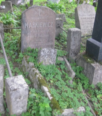 Nagrobek Dominika Narkiewicza, cmentarz na Rossie, stan z 2013 roku