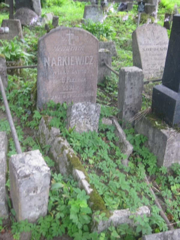 Nagrobek Dominika Narkiewicza, cmentarz na Rossie, stan z 2013 roku