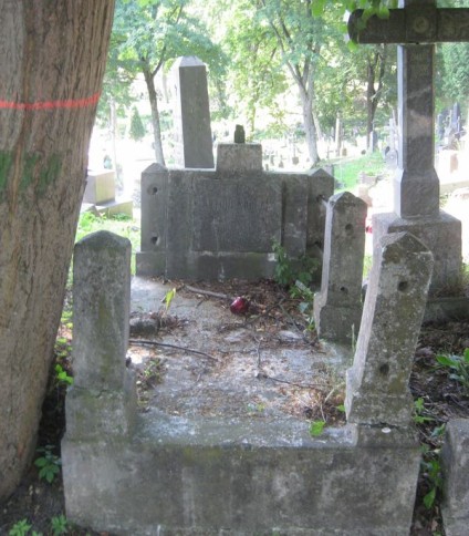 Nagrobek Antoniego Korsaka, cmentarz na Rossie w Wilnie, stan na 2013 r.