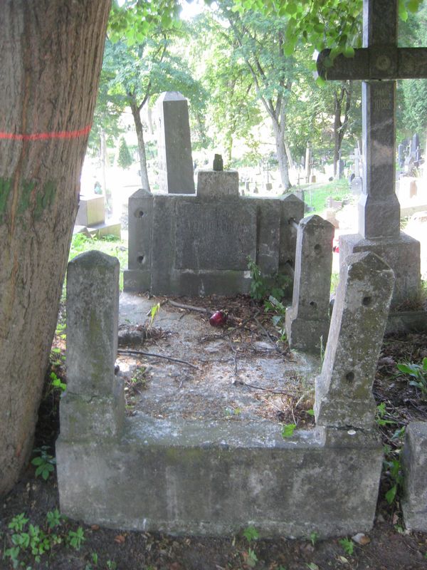 Tombstone of Antoni Korsak, Ross cemetery in Vilnius, as of 2013.