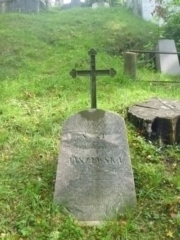 Tombstone of Konstancja Jaszewska, Na Rossie cemetery in Vilnius, as of 2013