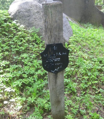 Nagrobek Felicji Sikory, cmentarz na Rossie w Wilnie, stan na 2013 r.