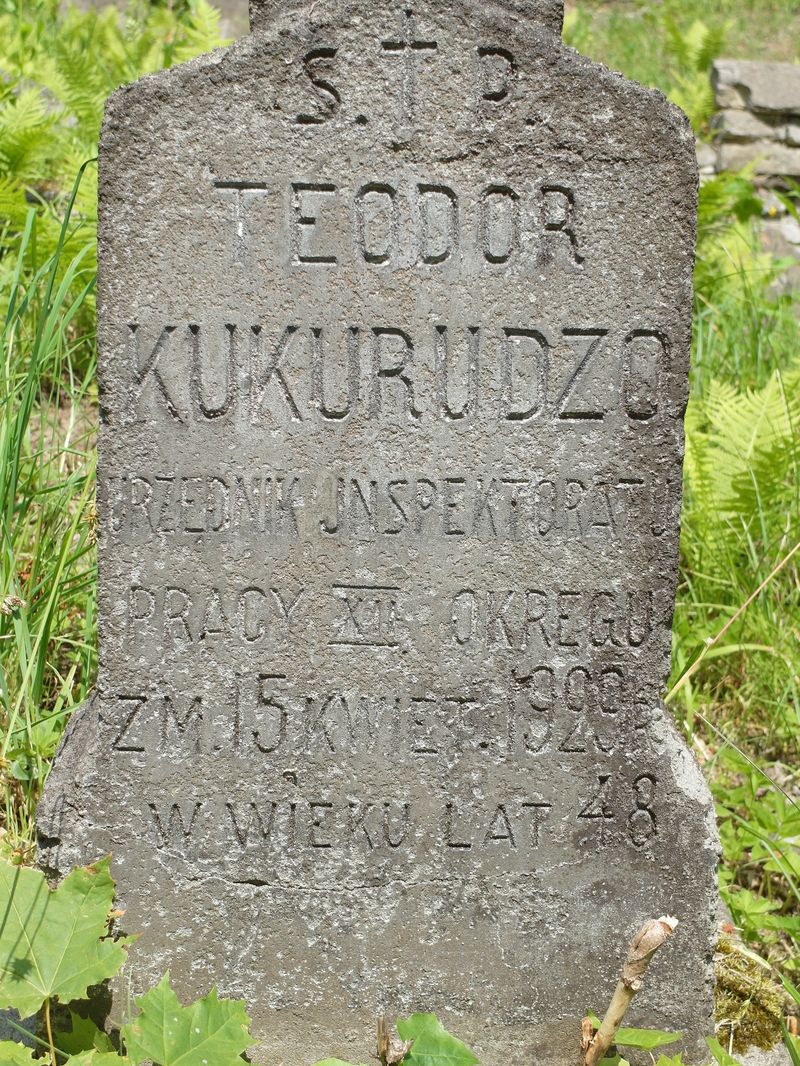 Fragment of the tombstone of Teodor Kukurudzko, Rossa cemetery in Vilnius, state of 2015