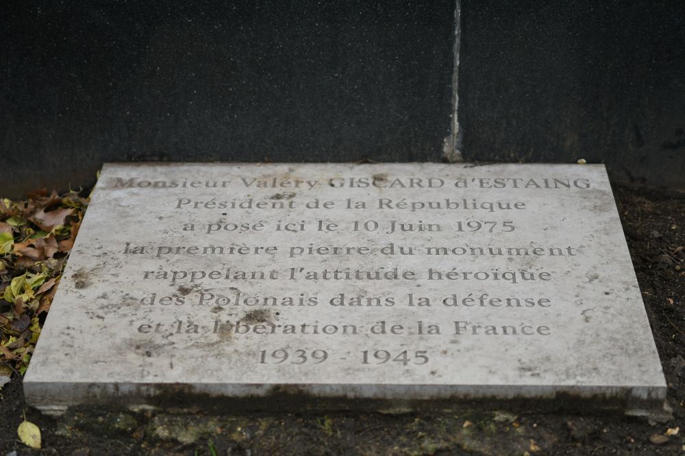 Photo showing Monument to Polish Combatants 1939-1945 in Paris