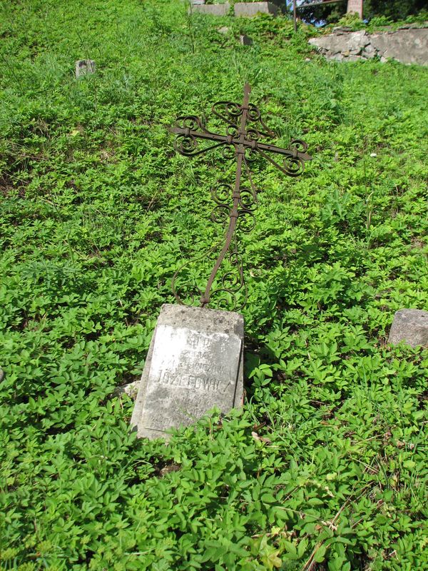 Tombstone of Zofia Jozefowicz, Ross cemetery in Vilnius, as of 2013.