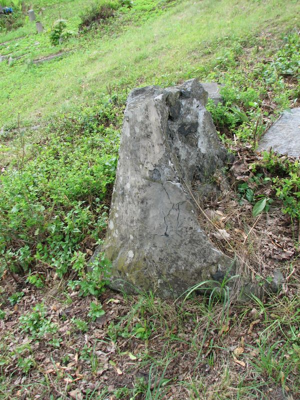 Tombstone of Viktoria Leibovich, Ross cemetery in Vilnius, as of 2013.