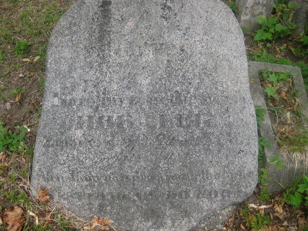 Fragment of the tombstone of Karolina Koralek, Ross cemetery, as of 2013