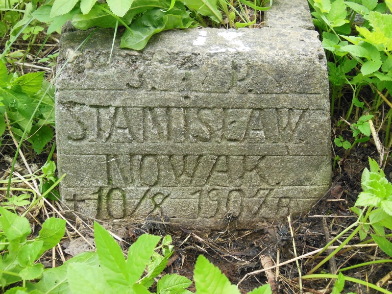 Fragment nagrobka Stanisława Nowaka, cmentarz na Rossie w Wilnie, stan z 2013