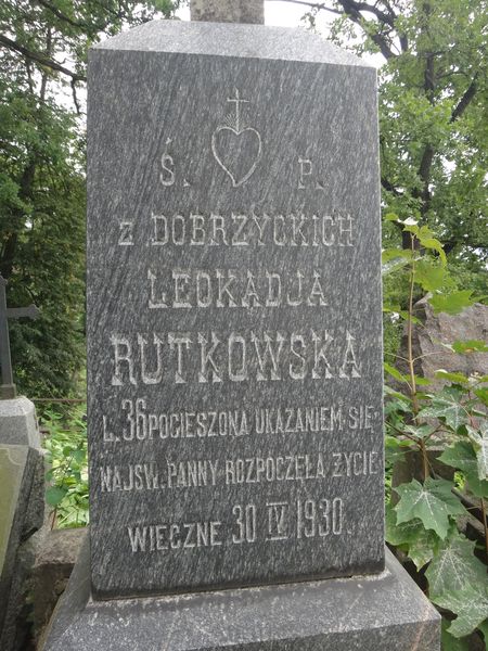 Inscription from the gravestone of Leokadia Rutkowska, Na Rossie cemetery in Vilnius, as of 2013.